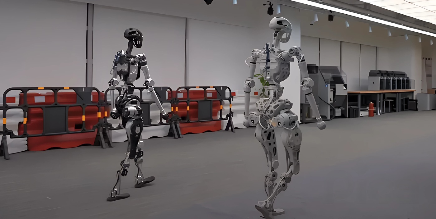 Humanoid walks like human after mastering smart learning